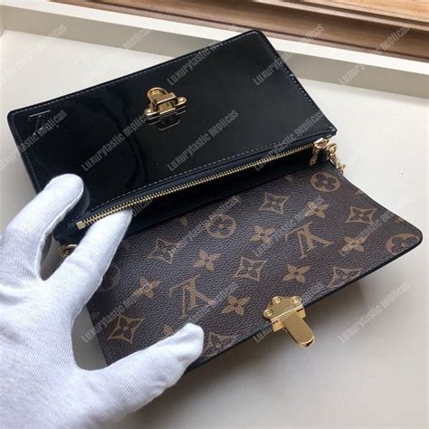 chain purse louis vuitton|louis vuitton cherrywood chain wallet.